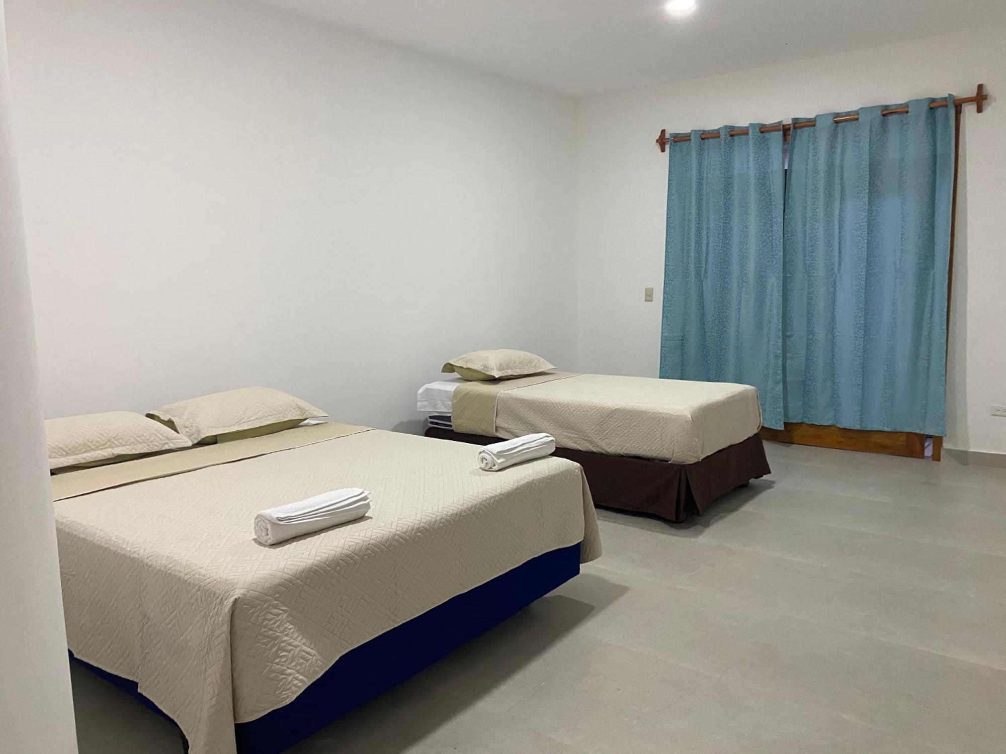 Penguin House Hotel ปวยร์โต วิลยามิล ภายนอก รูปภาพ