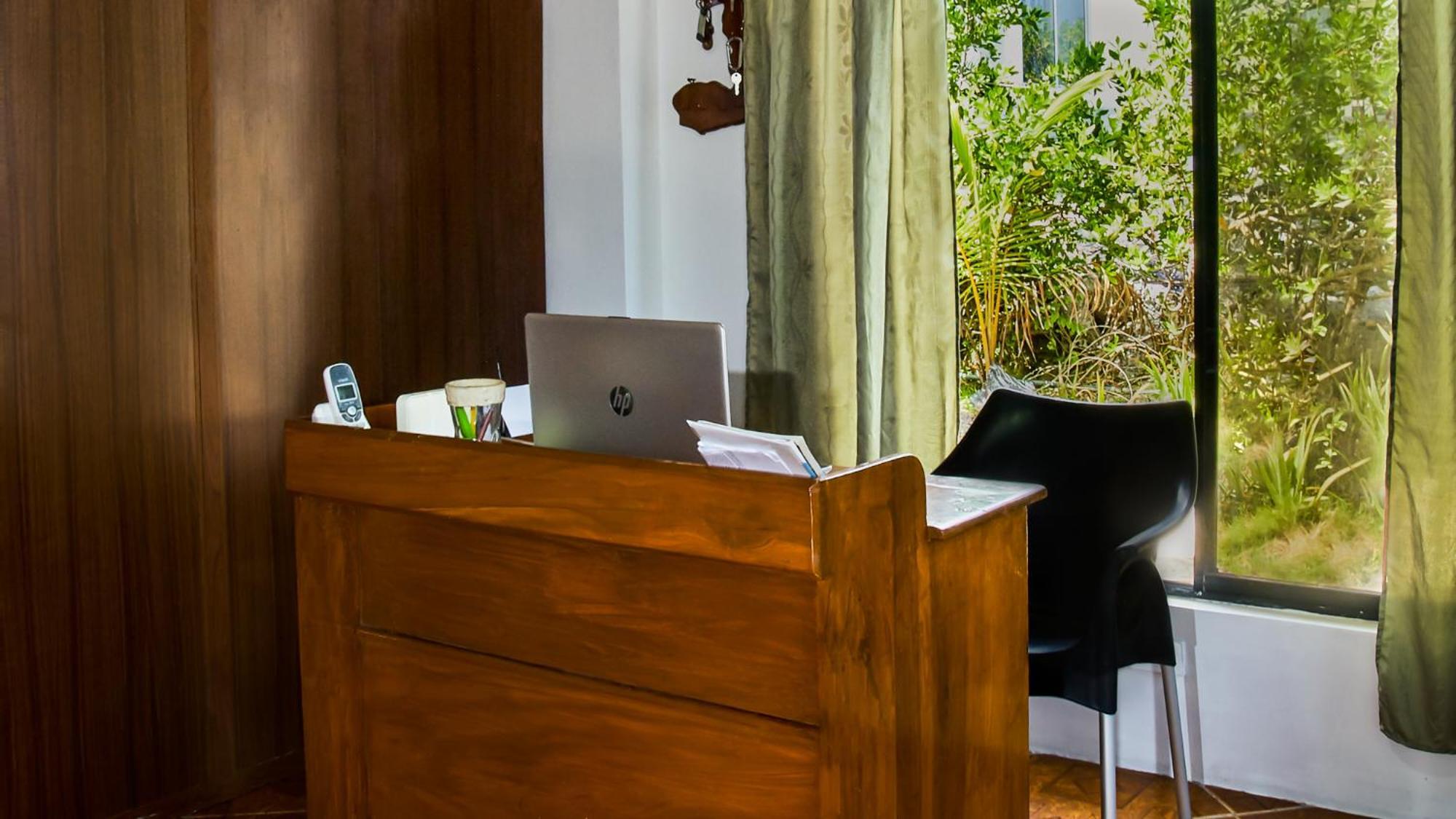 Penguin House Hotel ปวยร์โต วิลยามิล ภายนอก รูปภาพ