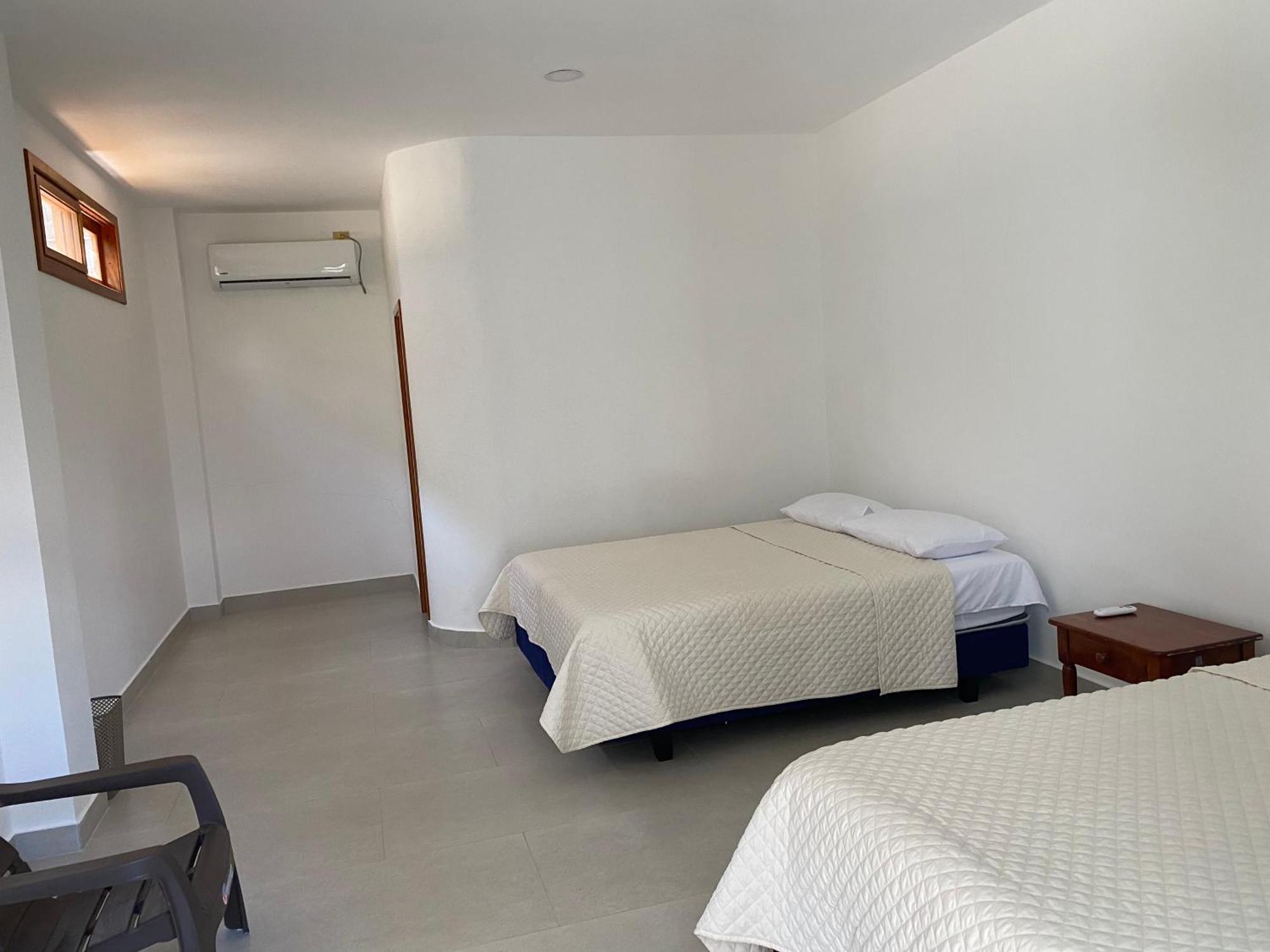 Penguin House Hotel ปวยร์โต วิลยามิล ภายนอก รูปภาพ