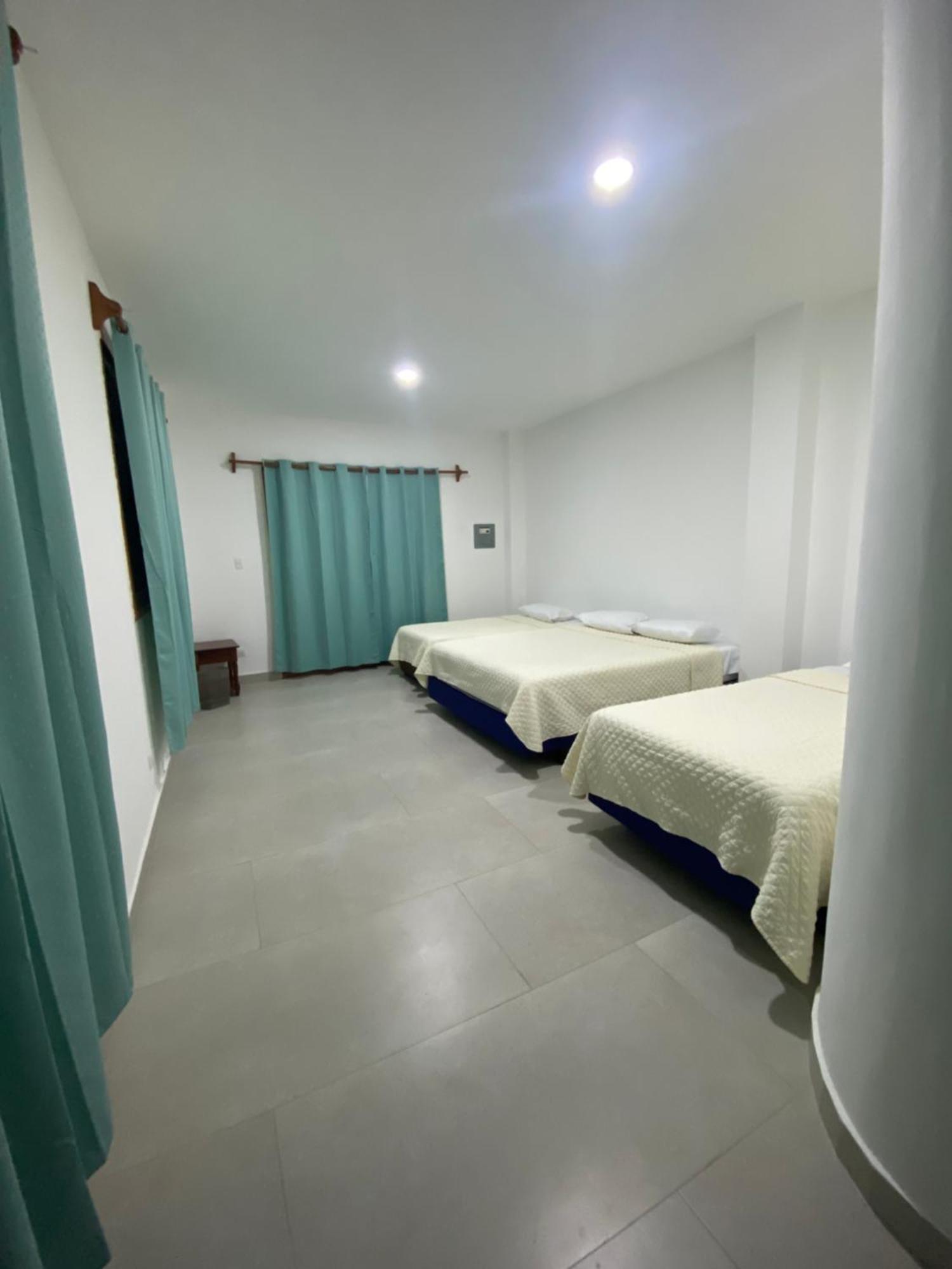 Penguin House Hotel ปวยร์โต วิลยามิล ภายนอก รูปภาพ